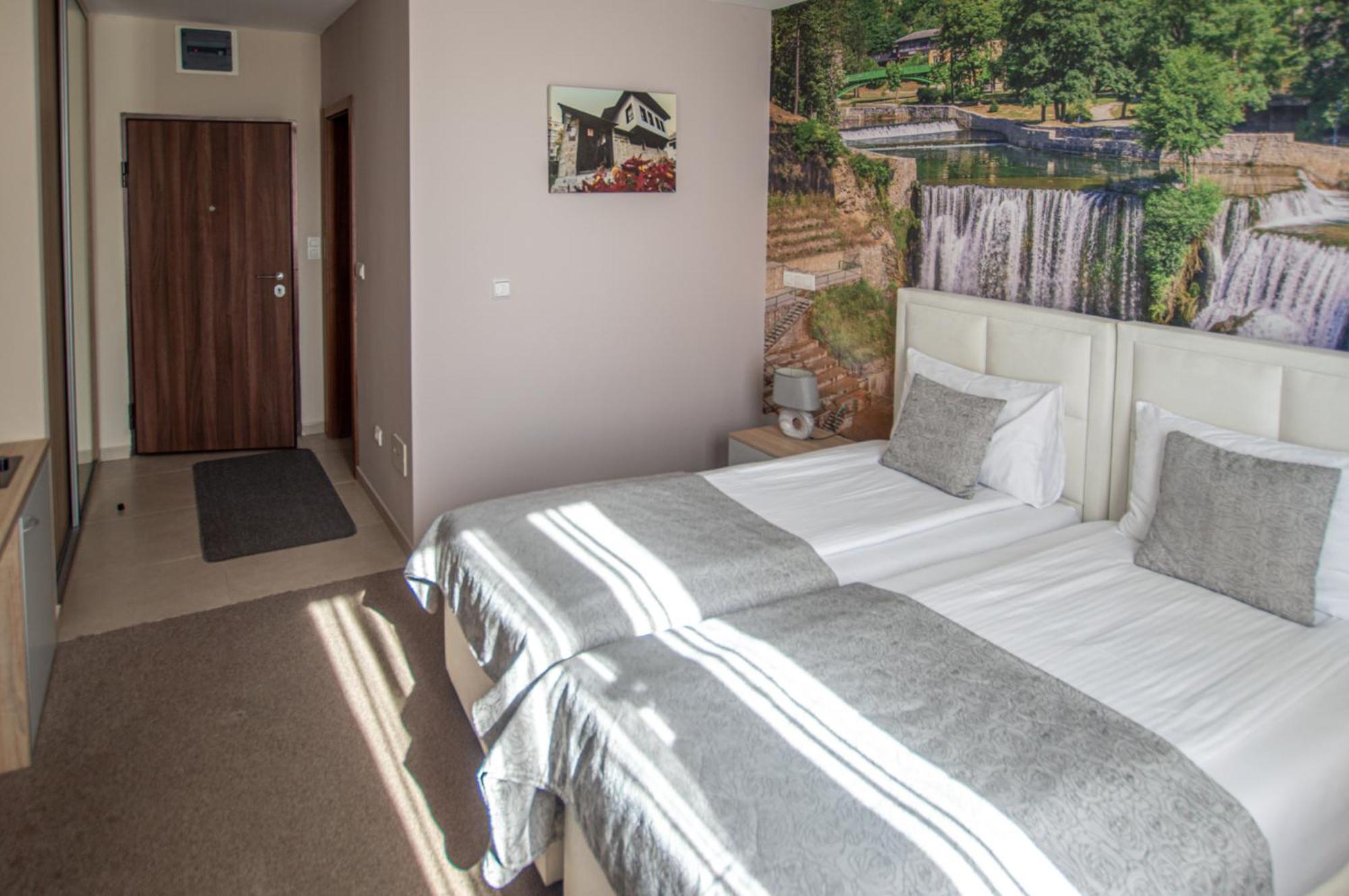 Hotel IUT Travnik Extérieur photo