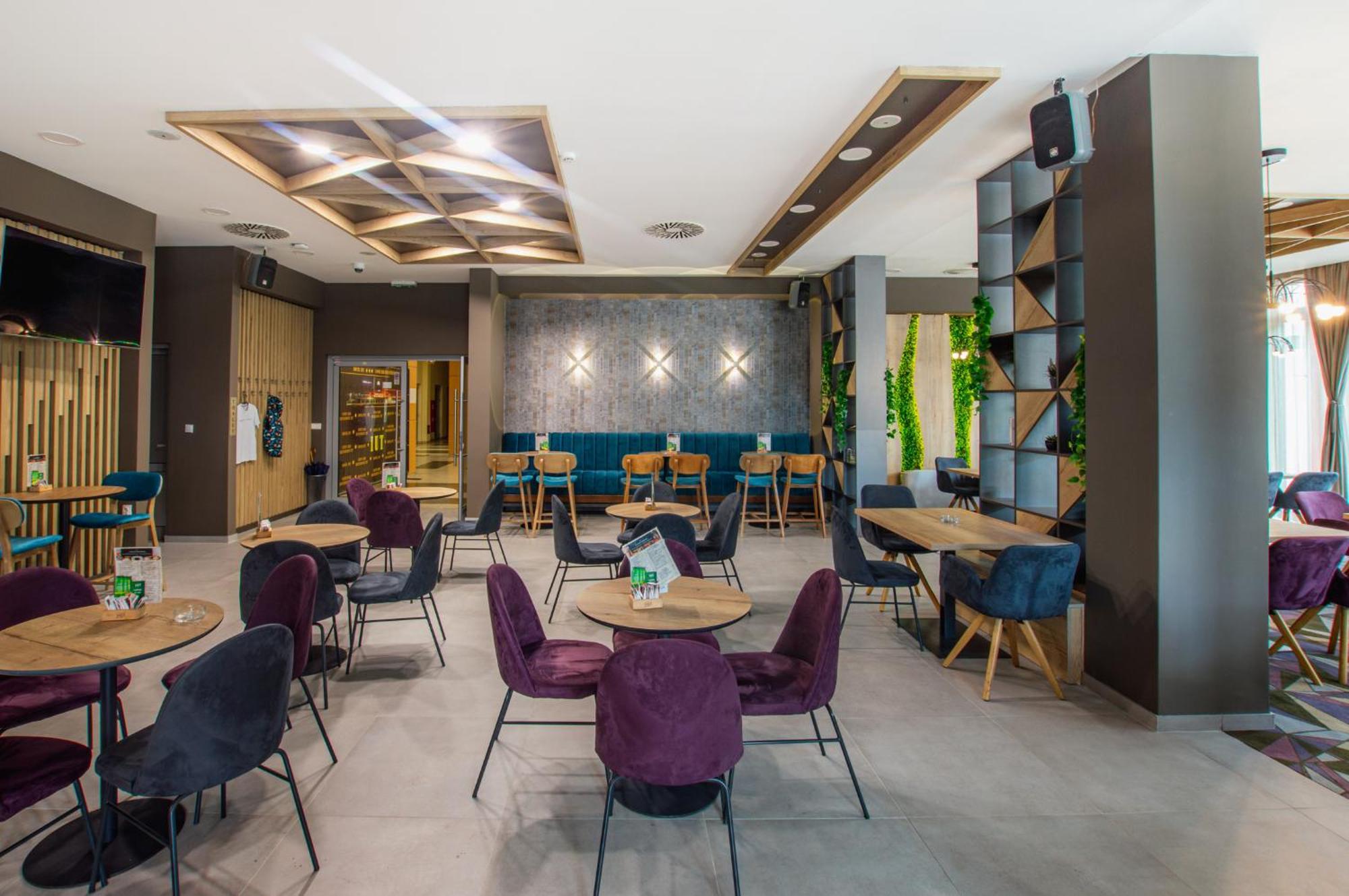 Hotel IUT Travnik Extérieur photo