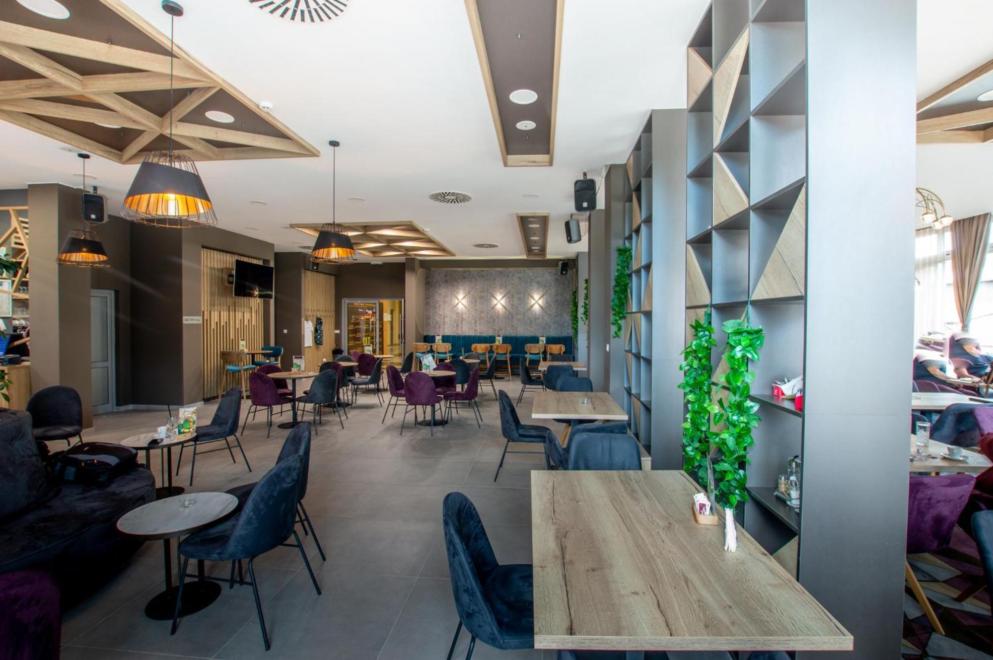 Hotel IUT Travnik Extérieur photo