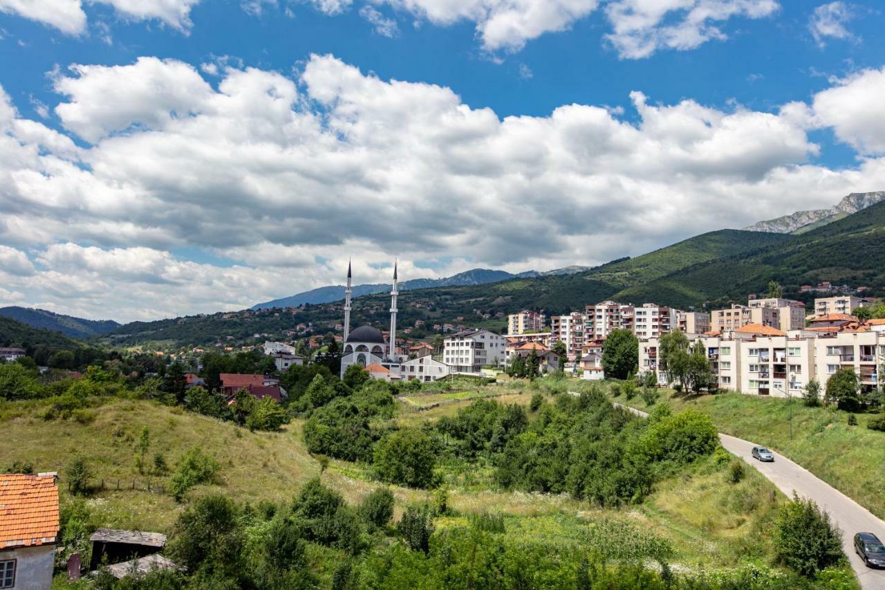 Hotel IUT Travnik Extérieur photo